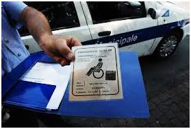 parcheggi disabili vigili multa disabilinauto